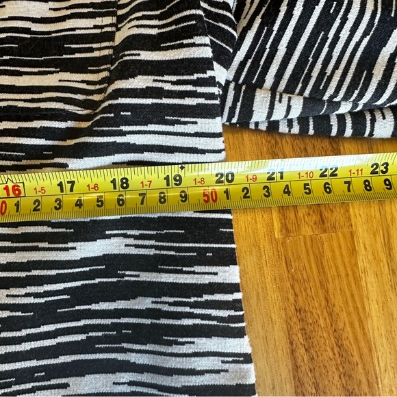 Chicos Open Front Jacket Womens Zebra Abstract Print Gray White  Lined SZ 2‎ L - Picture 7 of 11